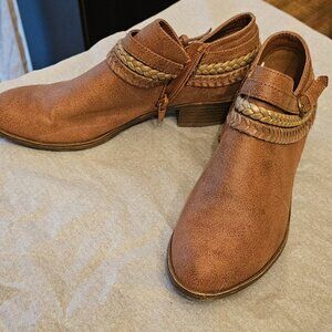 Sugar Light Brown Ankle Boot, with zip, size 7 1/2 M